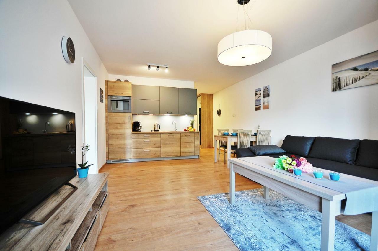 Apartament Lazur Polanki Park โควอบเซก ภายนอก รูปภาพ